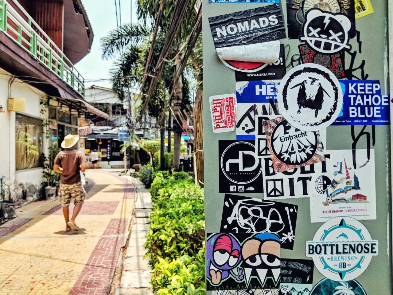 Lucky Dorm Hostel Kepulauan Phi Phi Bagian luar foto